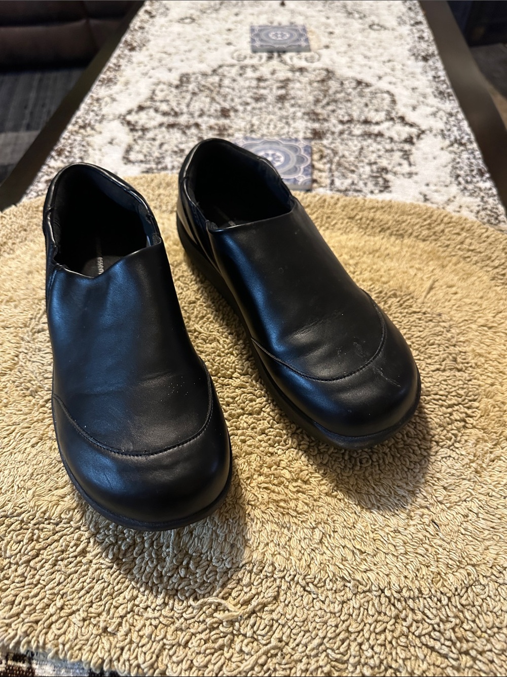 WOMENS  BLACK Slip-On Leather Comfort Shoes